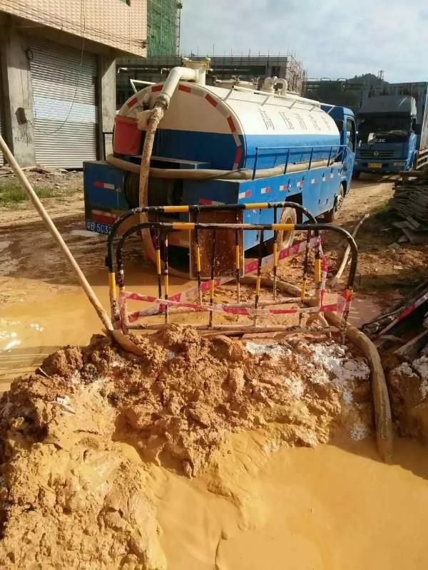 水磨沟工地淤泥清淤