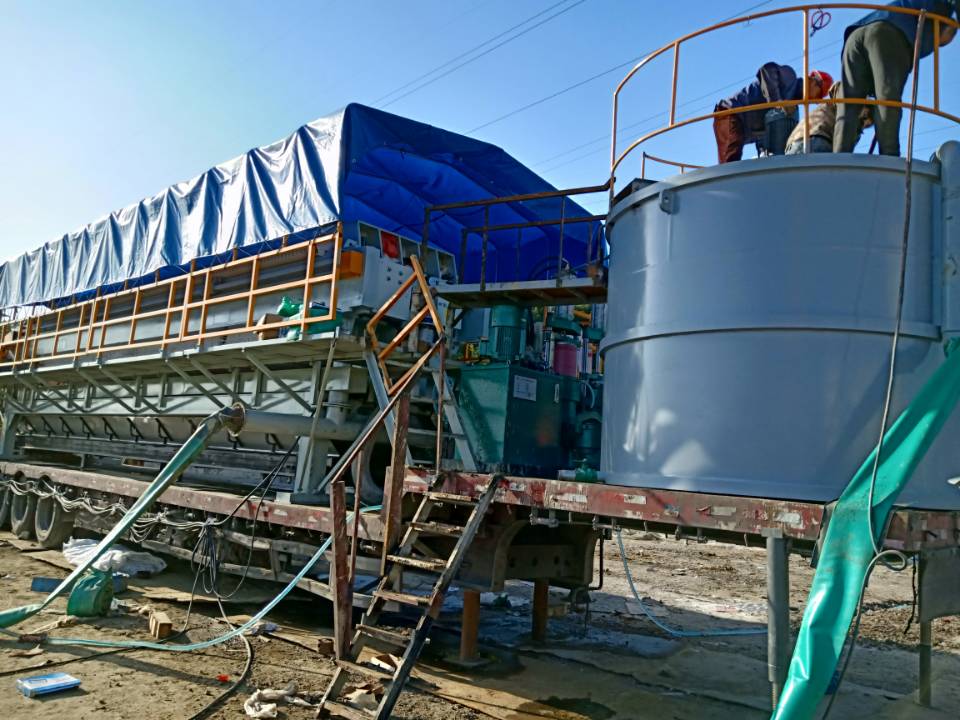 水磨沟污水池淤泥处理-河道清淤-炜誉市政